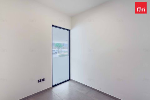 Shtëpi në qytet në Dubai, Emiratet e Bashkuara Arabe 3 dhoma gjumi, 174 m2. № 563859 - Foto 16