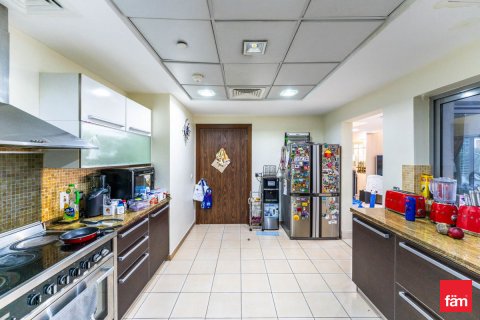 Apartmen di Business Bay, Dubai, UAE 4 bilik tidur, 410.5 meter persegi № 679795 - foto 14