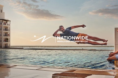 Abu Dhabi, UAE의 판매용 듀플렉스 침실 3개, 236제곱미터 번호 652528 - 사진 11