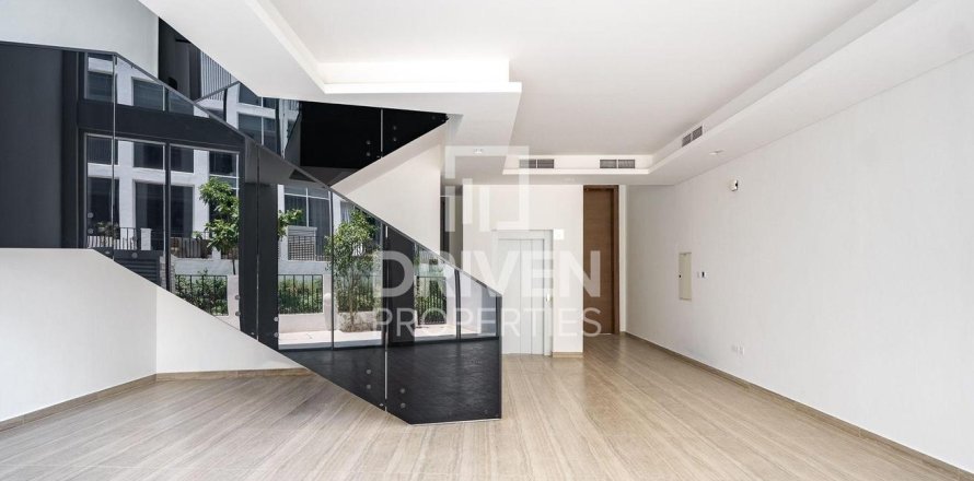 Townhouse in Al Barari, Dubai, UAE 4 bedrooms, 180.23 sq.m. № 746288