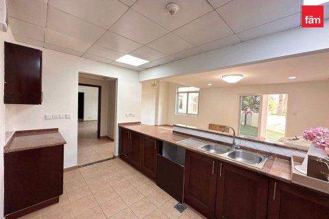 Apartemen di Dubai, UEA 1 kamar tidur, 145.3 m2 nomor 563907 - foto 2