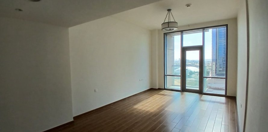 Huoneisto Business Bay, Dubai, Arabiemiraatit 2 makuuhuonetta, 127.7 m2 № 705912