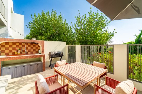 Kaupunkipientalo Tilal Al Ghaf, Dubai, Arabiemiraatit 3 makuuhuonetta, 199 m2 № 696202 - kuva 10