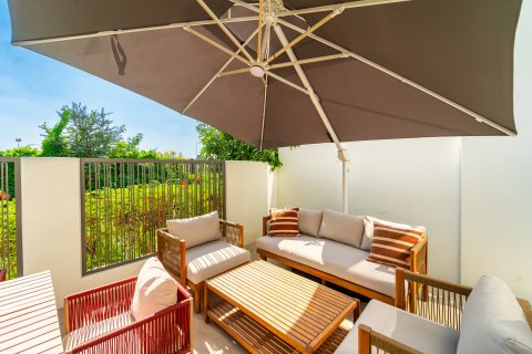 Kaupunkipientalo Tilal Al Ghaf, Dubai, Arabiemiraatit 3 makuuhuonetta, 199 m2 № 696202 - kuva 18