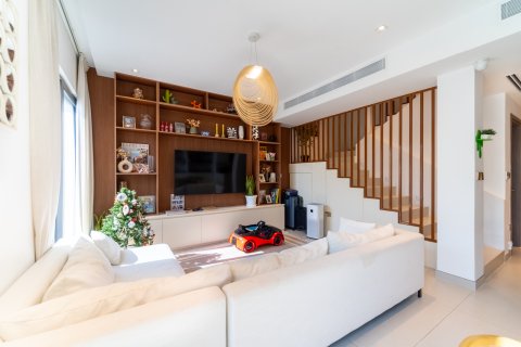 Kaupunkipientalo Tilal Al Ghaf, Dubai, Arabiemiraatit 3 makuuhuonetta, 199 m2 № 696202 - kuva 3