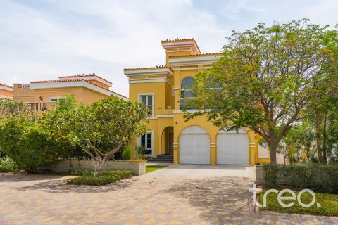 Villa asukohaga The Villa, Dubai, AÜE: 4 magamistoaga, 459.87 m² Nr 733092
