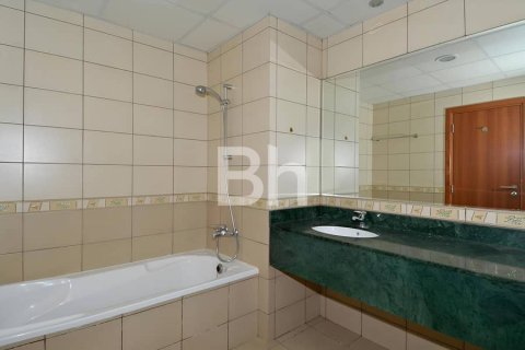 Lägenhet till försäljning i Dubai, UAE 2 sovrum, 99 kvm Nr. 730609 - fotografi 8