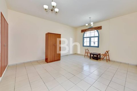 Appartement te koop in International City, Dubai, VAE 42 vr.m., nr 730573 - foto 2