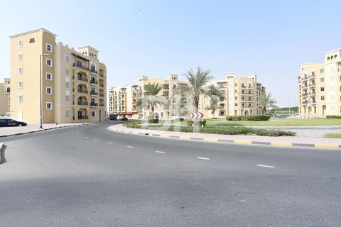 Appartement te koop in International City, Dubai, VAE 42 vr.m., nr 730573 - foto 9
