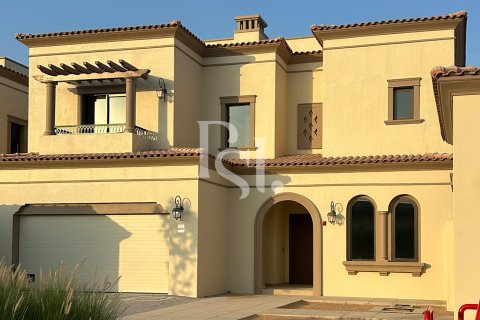 فيلا للبيع في أبو ظبي، الإمارات العربية المتحدة 5 غرفة نوم ، 428 متر مربع ، رقم 717307 - صورة 3