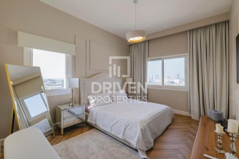 Huoneisto Jumeirah Golf Estates, Dubai, Arabiemiraatit 4 makuuhuonetta, 217 m2 № 682635 - kuva 12