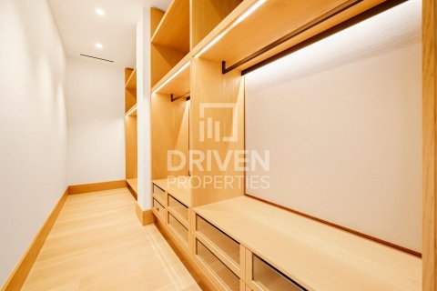 Vila v Jumeirah, Dubai, SAE 5 spální, 683 m2 č. 682637 - Fotografia 11