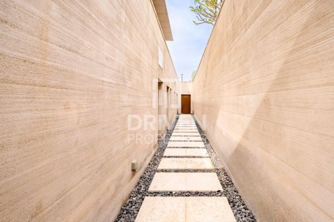 Vila v Jumeirah, Dubai, SAE 5 spální, 683 m2 č. 682637 - Fotografia 19