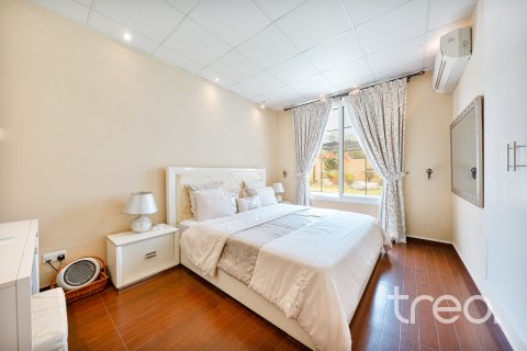 Huvila Meadows, Dubai, Arabiemiraatit 4 makuuhuonetta, 352.2 m2 № 733087 - kuva 12