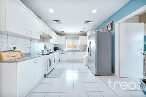 Huvila Meadows, Dubai, Arabiemiraatit 4 makuuhuonetta, 352.2 m2 № 733087 - kuva 6