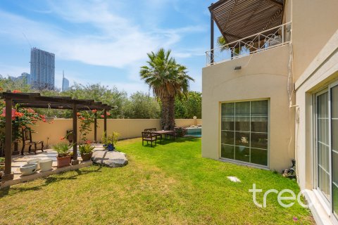 Huvila Meadows, Dubai, Arabiemiraatit 4 makuuhuonetta, 352.2 m2 № 733087 - kuva 3