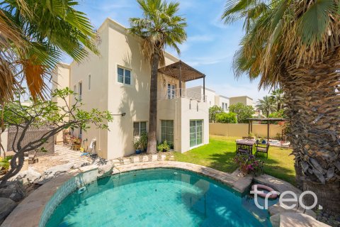 Villa en Meadows, Dubai, EAU 4 dormitorios, 352.2 m² № 733087