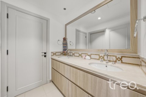Villa till försäljning i Arabian Ranches 2, Dubai, UAE 4 sovrum, 400.32 kvm Nr. 733083 - fotografi 23
