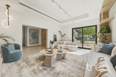 Villa till försäljning i Arabian Ranches 2, Dubai, UAE 4 sovrum, 400.32 kvm Nr. 733083 - fotografi 5