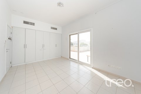 فيلا للبيع في Meadows، دبي، الإمارات العربية المتحدة 5 غرفة نوم ، 353.5 متر مربع ، رقم 733084 - صورة 9