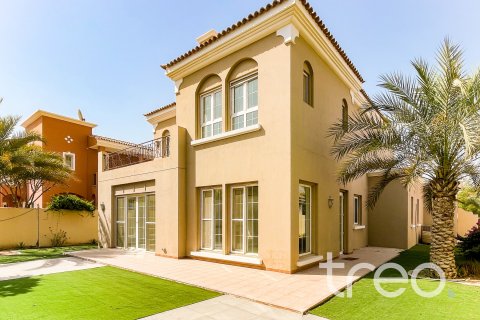 Villa asukohaga Arabian Ranches, Dubai, AÜE: 4 magamistoaga, 400.5 m² Nr 733086