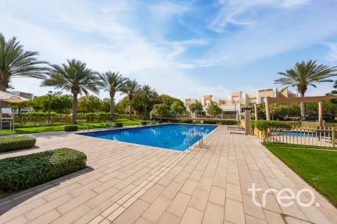 Vila v Mudon, Dubai, SAE 5 spální, 529.55 m2 č. 733085 - Fotografia 30