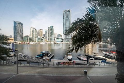 Apartment in Dubai Marina, UAE 1 bedroom, 133 sq.m. № 643548 - photo 2