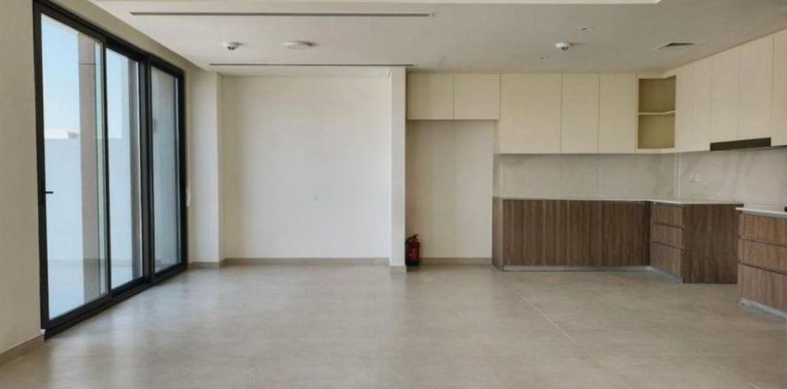 Kaupunkipientalo Dubai, Arabiemiraatit 4 makuuhuonetta, 255.5 m2 № 647662