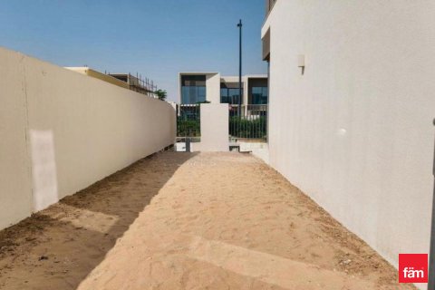 Kaupunkipientalo Dubai, Arabiemiraatit 4 makuuhuonetta, 255.5 m2 № 647662 - kuva 9