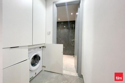 Apartment til salg i Dubai, UAE 1 soveværelse, 82.5 kvm № 728115 - foto 12