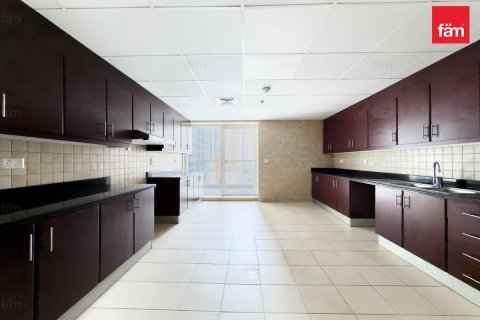 Lägenhet uthyres i Dubai Marina, Dubai, UAE 2 sovrum, 242.9 kvm Nr. 740834 - fotografi 4