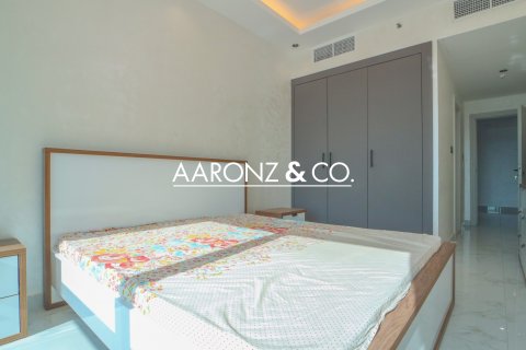 Apartemen di Jumeirah Lake Towers, Dubai, UEA 1 kamar tidur, 91 m2 nomor 670451 - foto 8