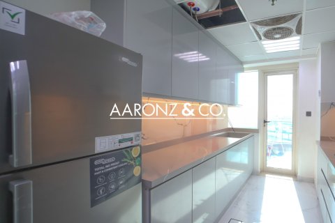 Apartemen di Jumeirah Lake Towers, Dubai, UEA 1 kamar tidur, 91 m2 nomor 670451 - foto 11