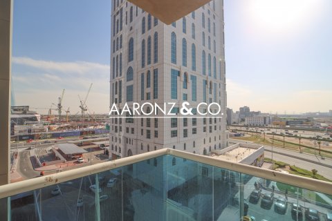 Jumeirah Lake Towers, Dubai, संयुक्त अरब अमीरात में अपार्टमेंट, 1 बेडरूम, 91 वर्ग मीटर, संख्या 670451 - फ़ोटो 2