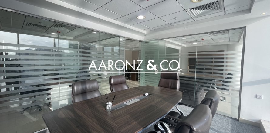 Ured u gradu Business Bay, Dubai, UAE 91.8 m2 Br. 670452