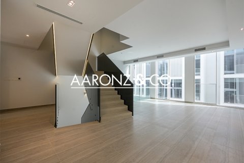 Vila v Al Barari, Dubai, SAE 4 ložnice, 459 m² Č.: 670454 - fotografie 3