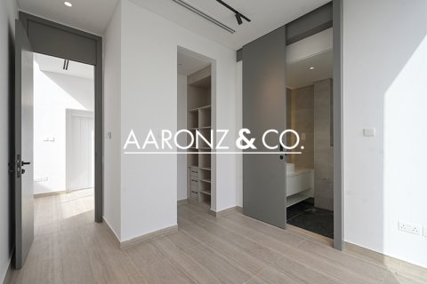 Vila v Al Barari, Dubai, SAE 4 ložnice, 459 m² Č.: 670454 - fotografie 7