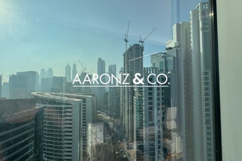 Зняти в оренду офіс в Бизнес-Бэй, Дубай, ОАЕ 109м2, № 670453 - фото 10