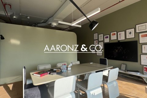 Зняти в оренду офіс в Бизнес-Бэй, Дубай, ОАЕ 109м2, № 670453 - фото 7