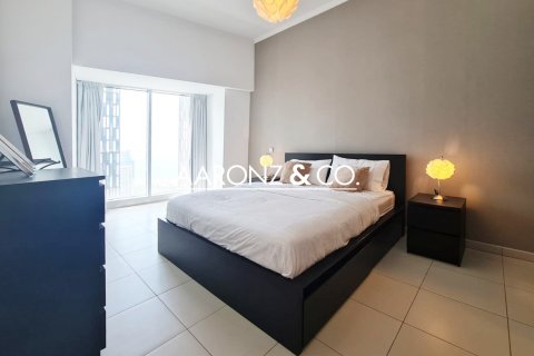 Apartmen di Dubai Marina, UAE 1 bilik tidur, 70.7 meter persegi № 670456 - foto 5