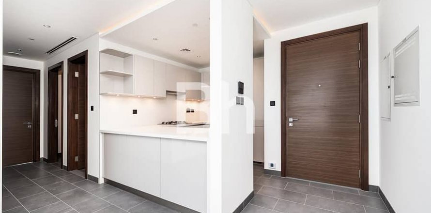 Apartament în Dubai, EAU 2 dormitoare, 98 mp. №642729
