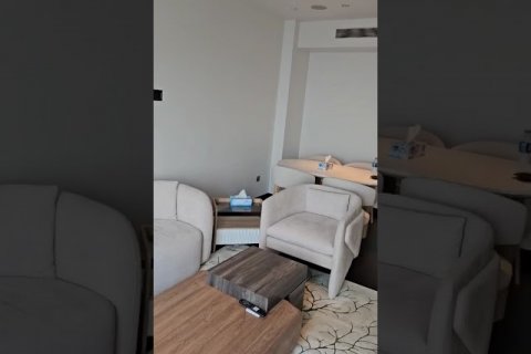 Apartman u gradu Downtown Dubai (Downtown Burj Dubai), UAE 1 spavaća soba, 102 m2 Br. 642725 - Slika 2