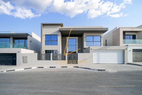 Huvila Al Furjan, Dubai, Arabiemiraatit 5 makuuhuonetta, 600 m2 № 721274 - kuva 25