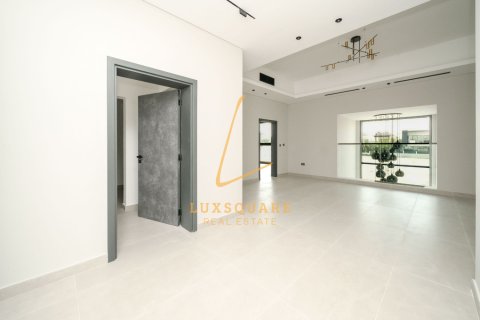 Huvila Al Furjan, Dubai, Arabiemiraatit 5 makuuhuonetta, 600 m2 № 721274 - kuva 12