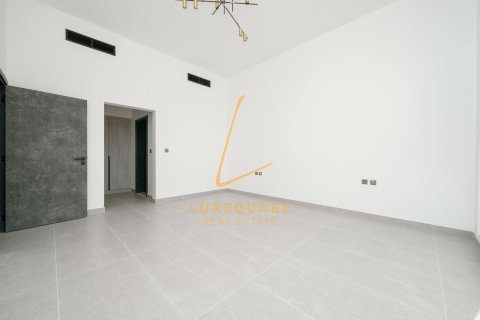 Huvila Al Furjan, Dubai, Arabiemiraatit 5 makuuhuonetta, 600 m2 № 721274 - kuva 13