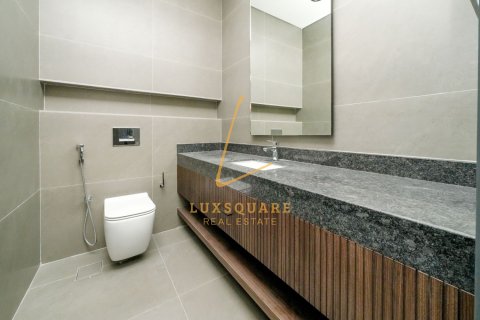 Huvila Al Furjan, Dubai, Arabiemiraatit 5 makuuhuonetta, 600 m2 № 721274 - kuva 27