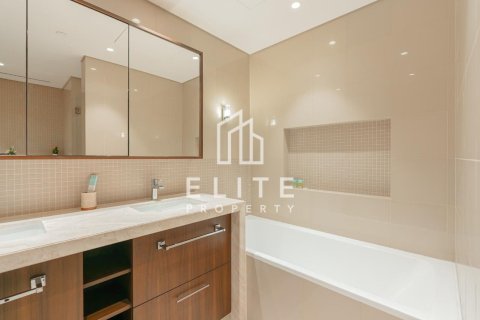 Apartment sa Dubai, UAE 2 silid-tulugan, 132 sq.m. № 736523 - larawan 20