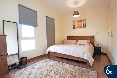 فيلا للبيع في The Springs، دبي، الإمارات العربية المتحدة 2 غرفة نوم ، 157 متر مربع ، رقم 697874 - صورة 8