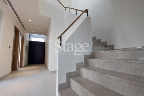 Вилла Al Furjan, Дубай, БАӘ-да 5 жатын бөлмелер, 715 м² № 752131 - фото 18