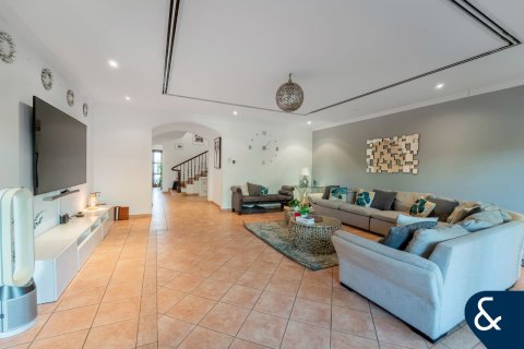 Dubai Investment Park, Dubai, संयुक्त अरब अमीरात में टाउनहाउस, 4 बेडरूम, 454 वर्ग मीटर, संख्या 698226 - फ़ोटो 3